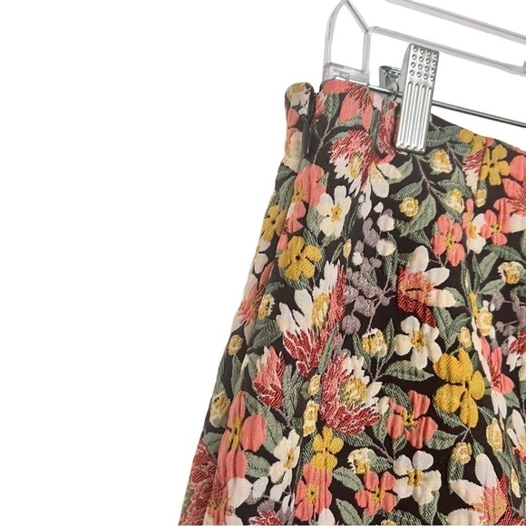 Ann Taylor Loft Pink Floral Jacquard Mini A Line Skirt NWT 10 - Picture 4 of 7